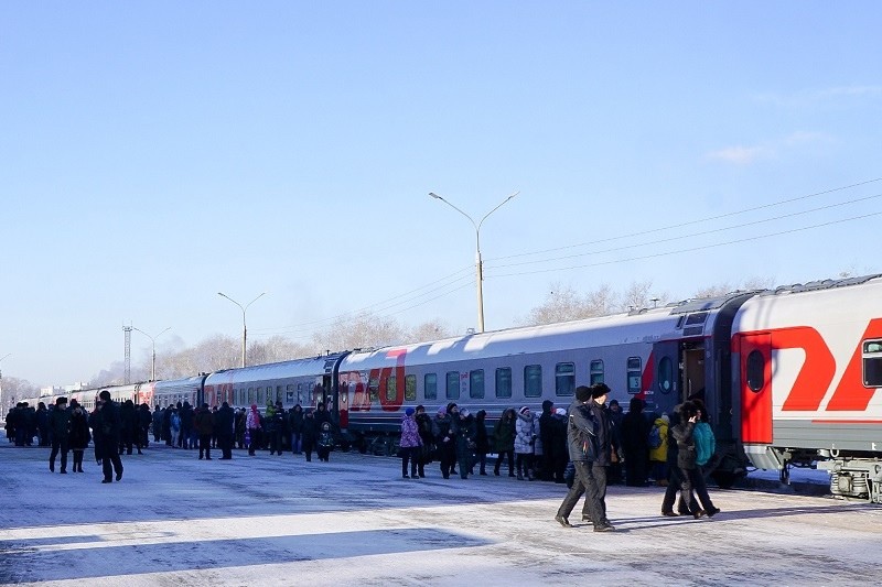 Посадка на поезд Юность в Хабаровск